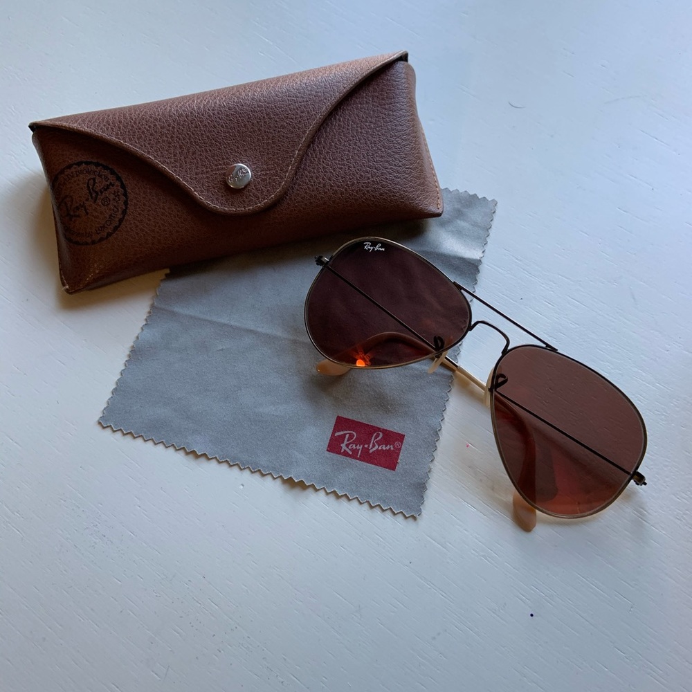 Ray-Ban Aviator Sunglasses (Style: 3025)